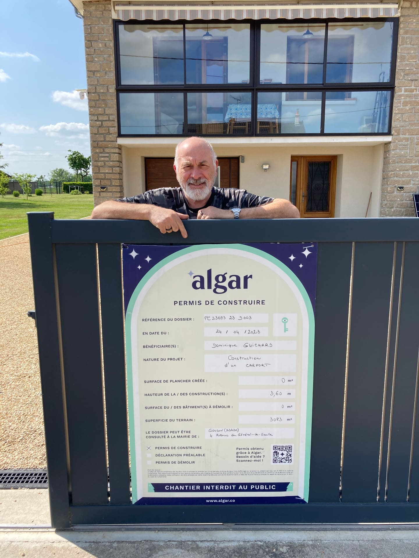 Client satisfait avec son permis de construire Algar